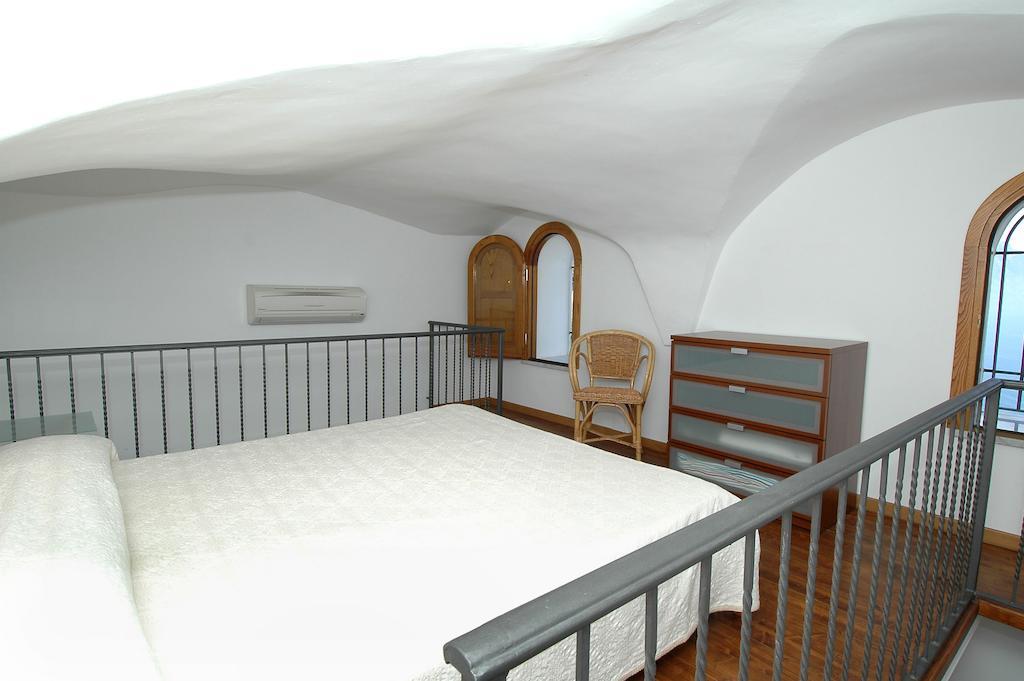 Amalfi 51 Con Vista Mare, Giardino E Terrazze Villa Conca dei Marini Szoba fotó